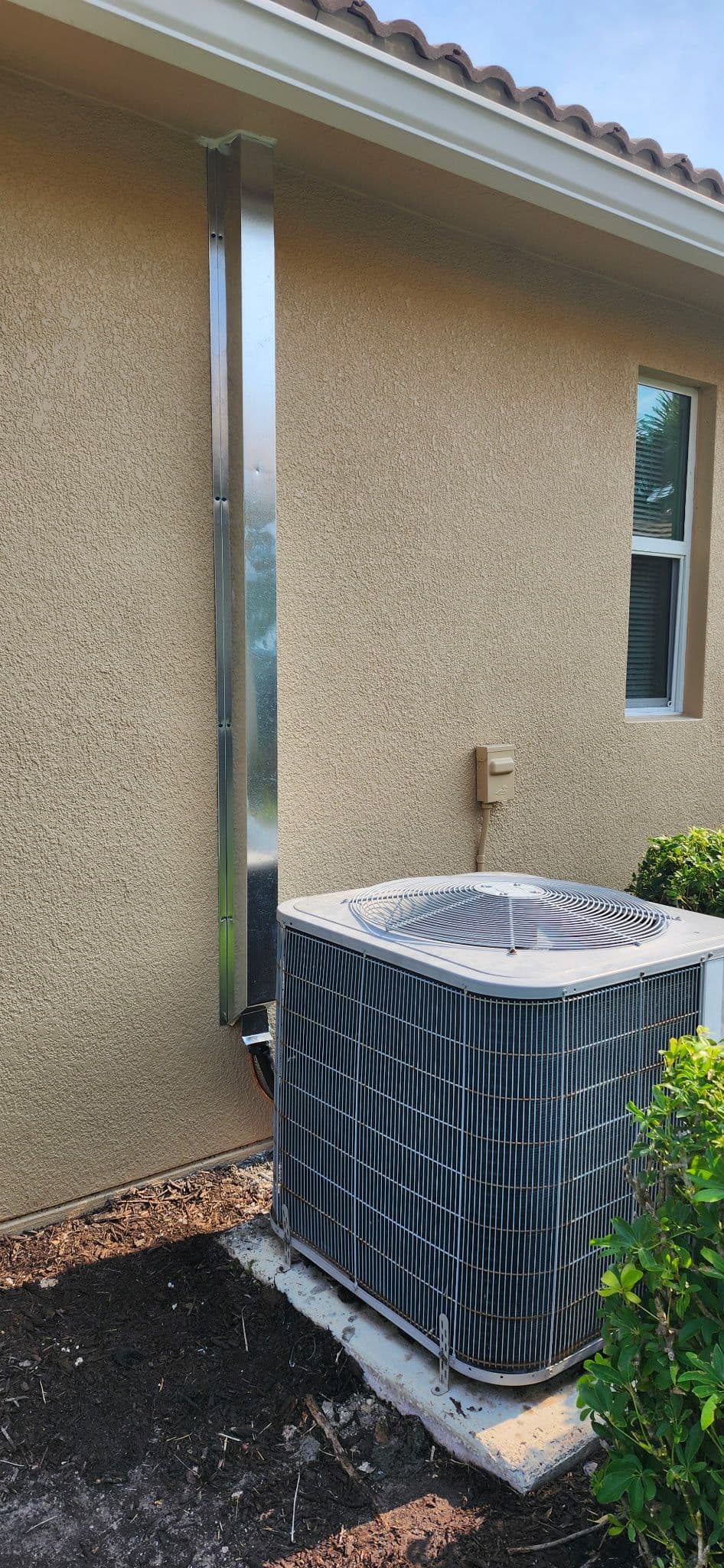New Copper Line Fixes a Leaky AC Refrigerant Problem image