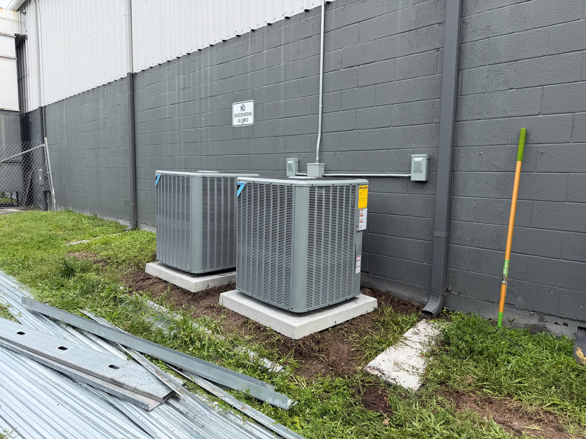 Fresh Daikin 5-Ton AC Installation Built for the Heat image